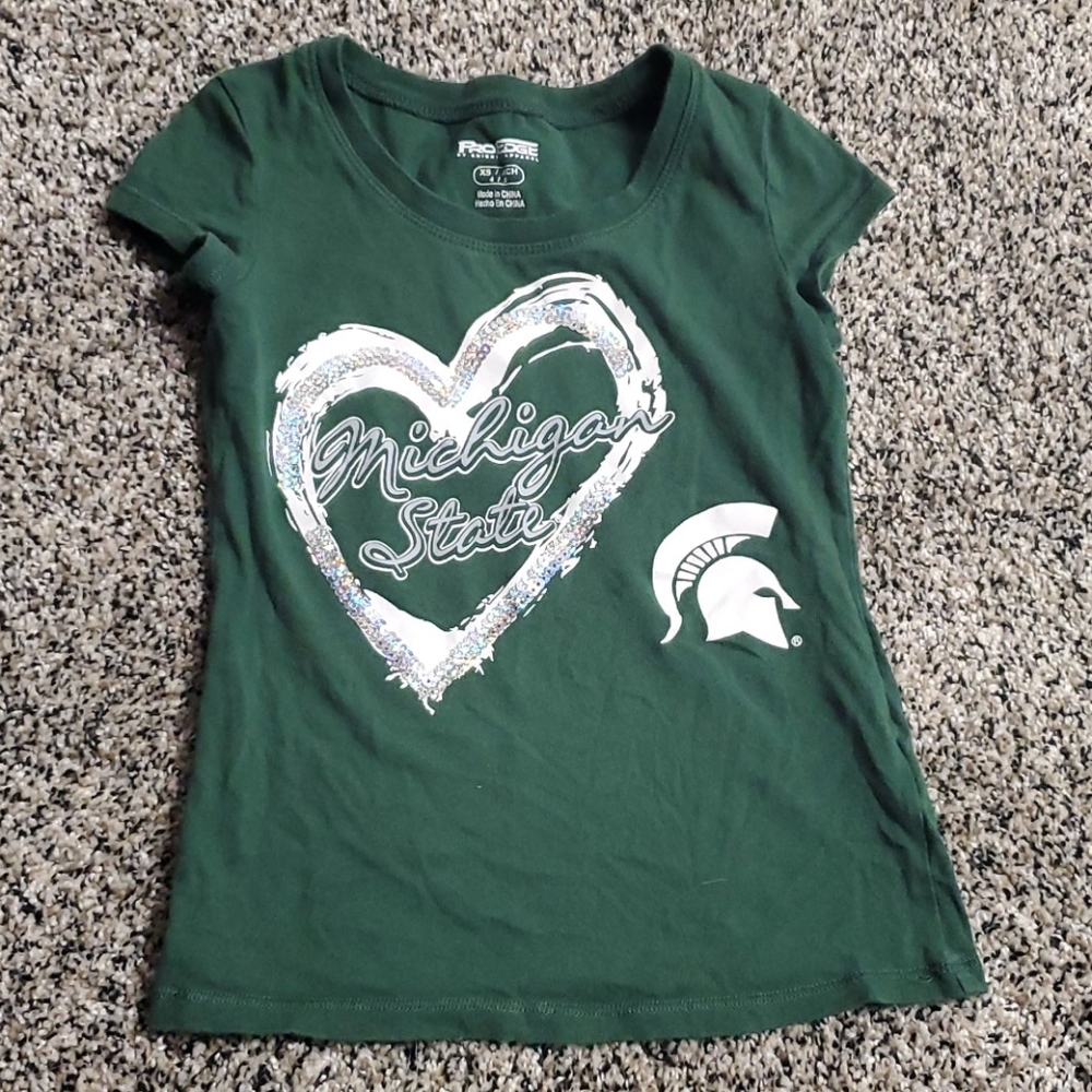 Michigan State T shirt 4/5